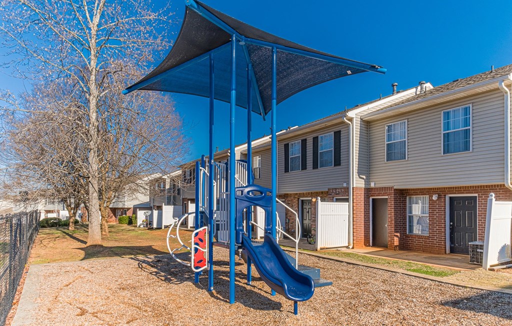 Groves Of Lawrenceville Apartments, 850 Hillcrest Green Drive NW